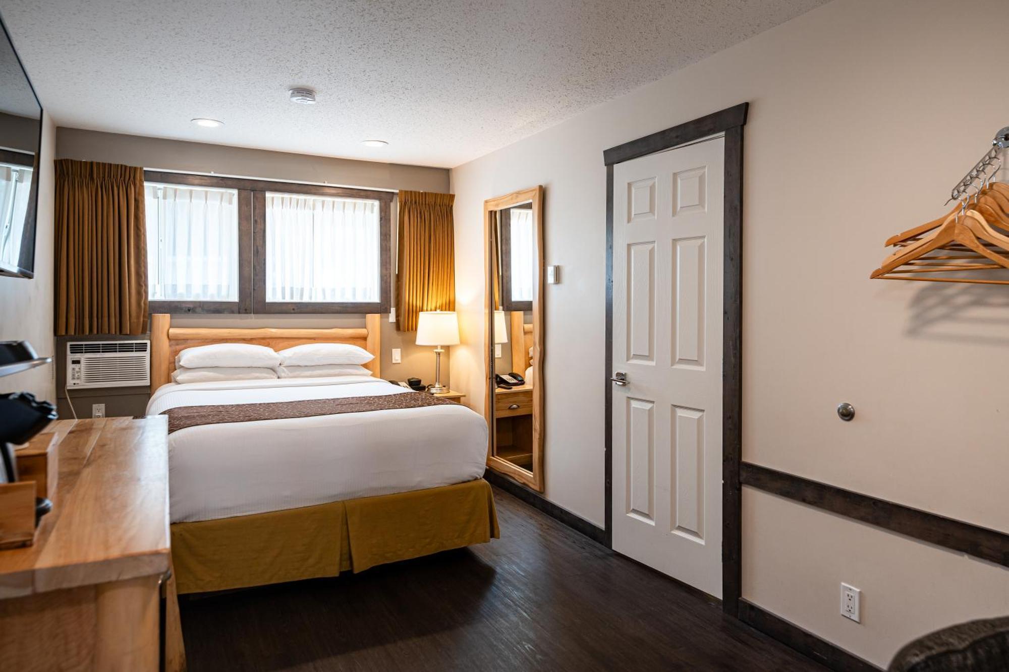 Two-Bedroom Suite,1644421871:JPEG