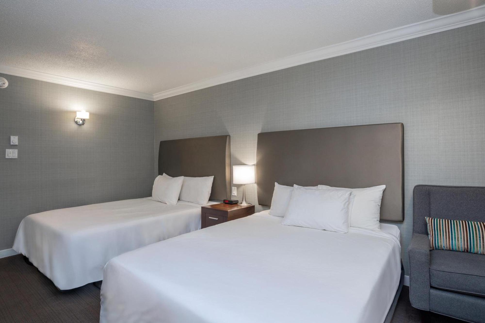 Standard Room 2 Queen Beds Selkirk Building