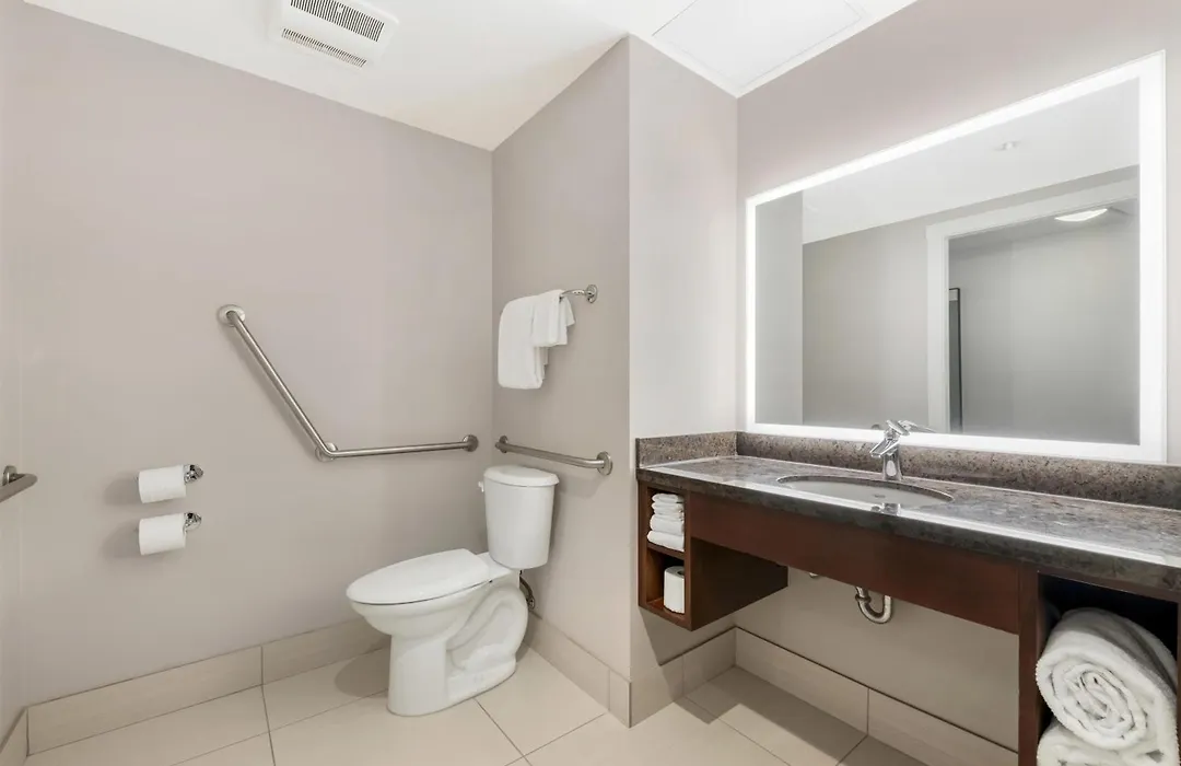 Best Western Plus Revelstoke-1