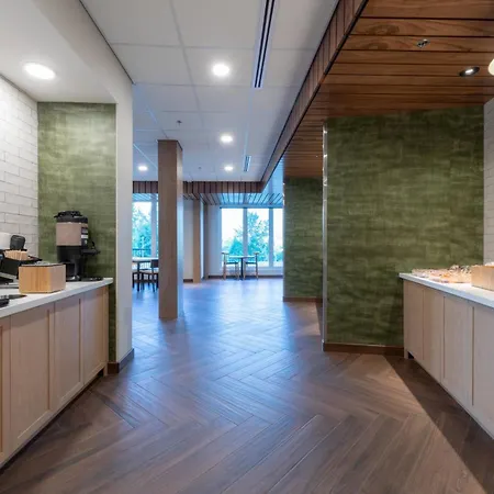 Fairfield By Marriott Inn & Suites Revelstoke-3