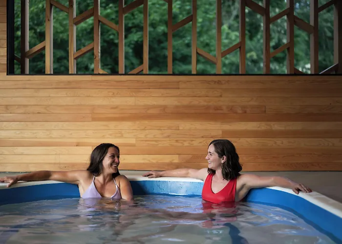 Gravity Haus Revelstoke Hotel
