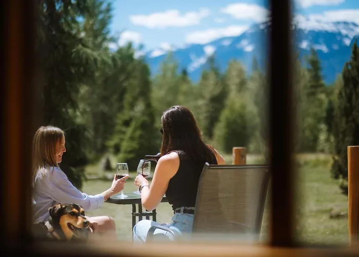 Glacier House Hotel & Resort Revelstoke