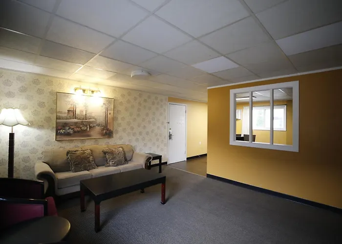 Alpine Inn & Suites Revelstoke