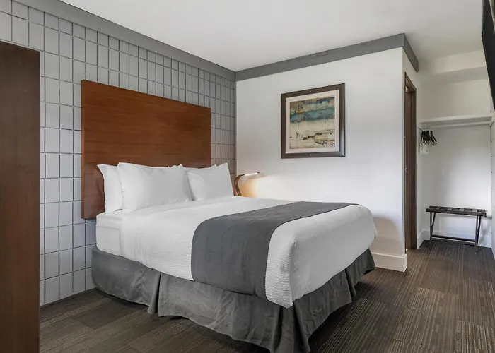 Stoke Hotel Surestay Collection By Best Western Revelstoke